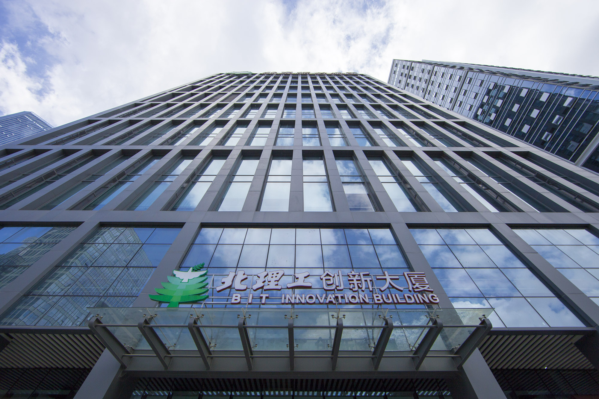 深圳立体停车场 深圳立体停车场